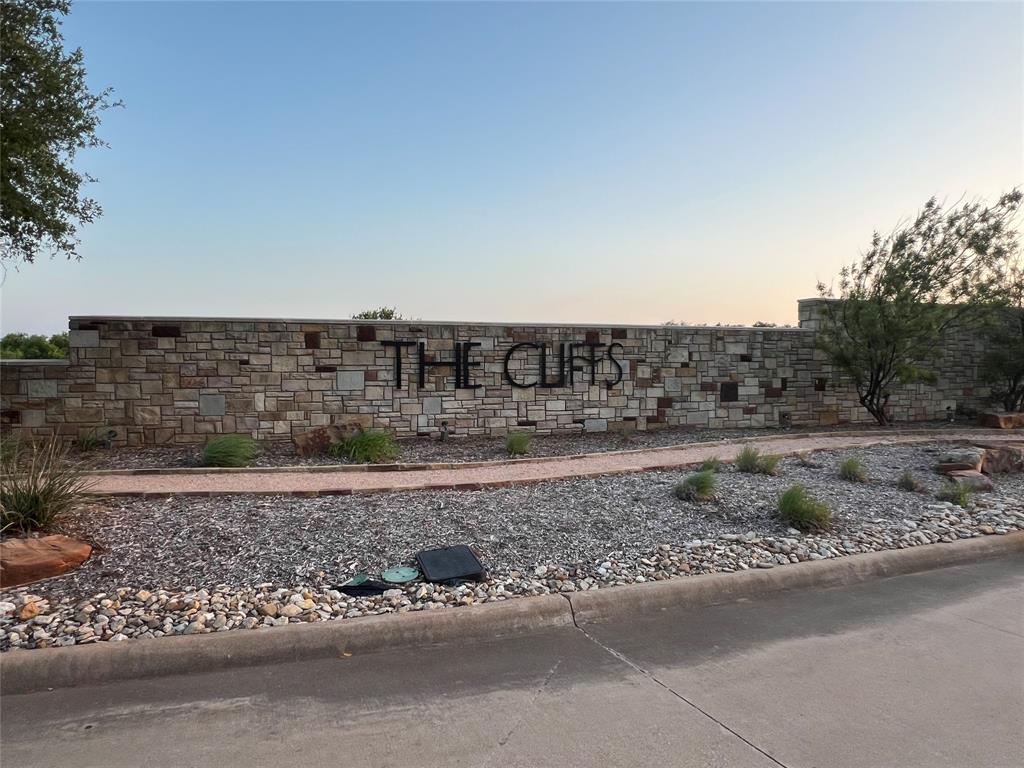 1100 Spyglass Drive Property Photo 1