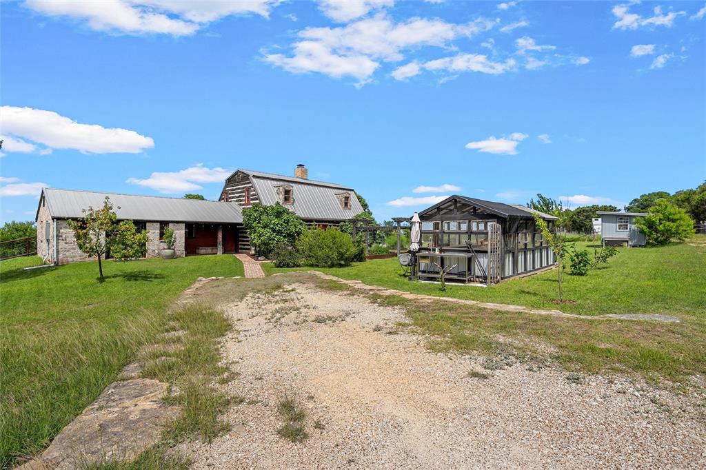 153 County Road 2139 Property Photo 3