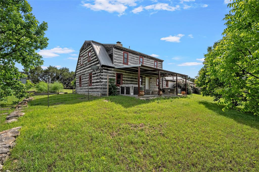 153 County Road 2139 Property Photo 32