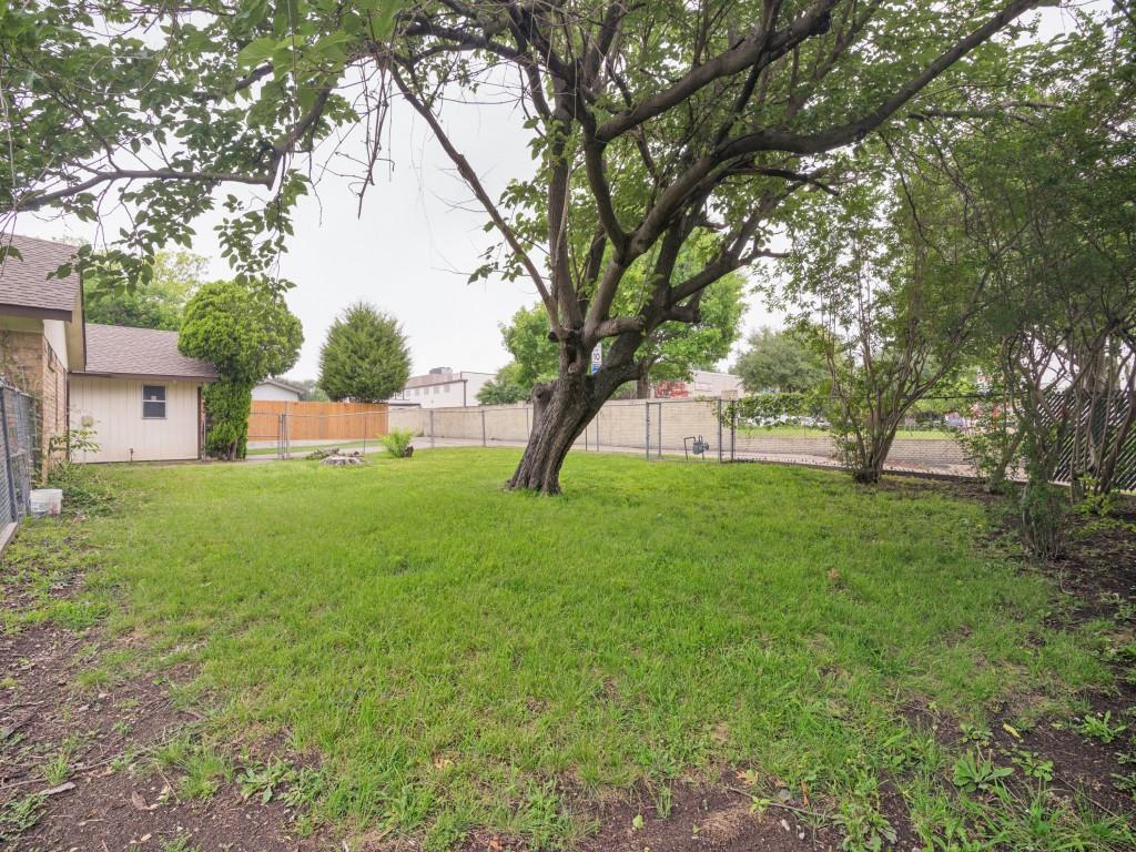 2111 Meredith Lane Property Photo 24