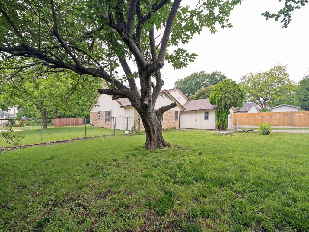 2111 Meredith Lane Property Photo 25