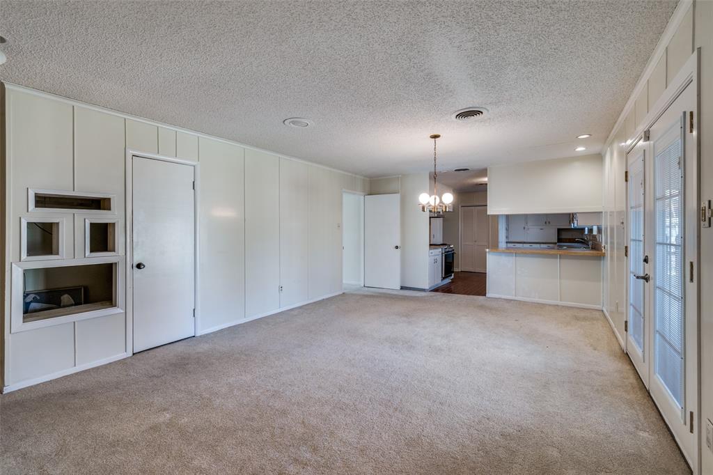 5613 Westcreek Drive Property Photo 8