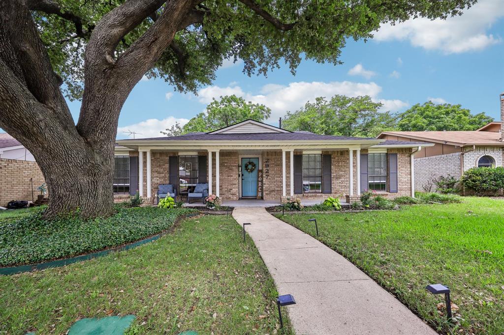 2927 Winterberry Drive Property Photo 1