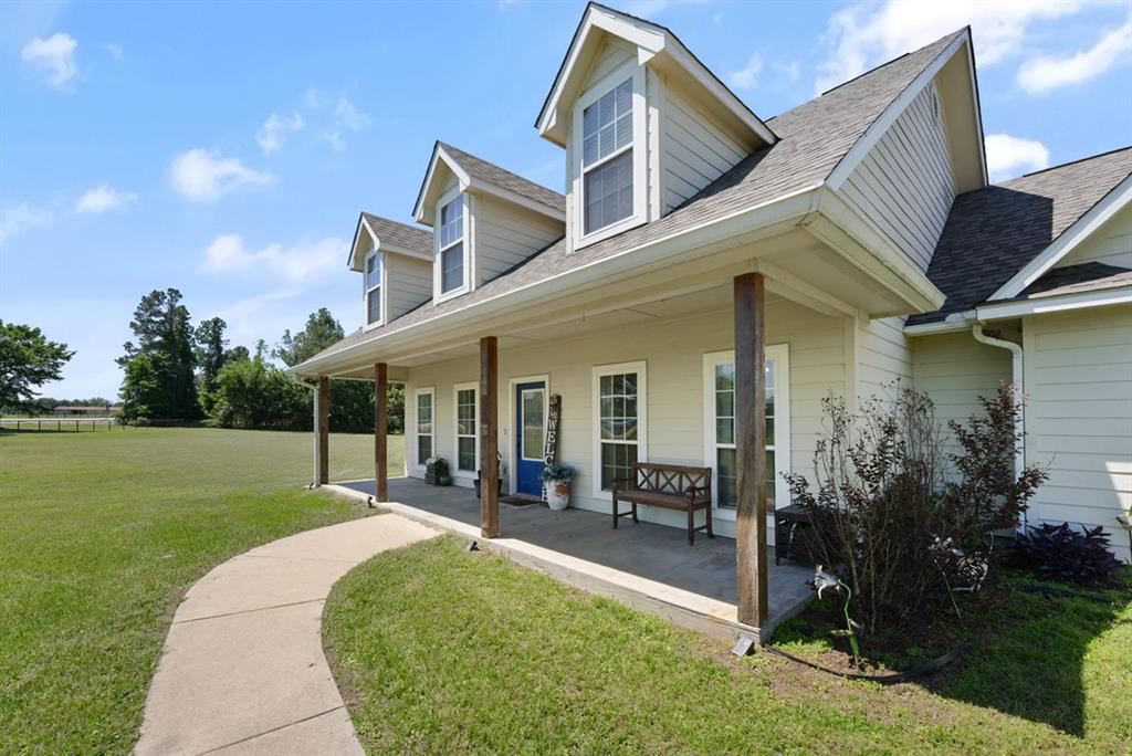 155 Rs County Road 4261 Property Photo 5