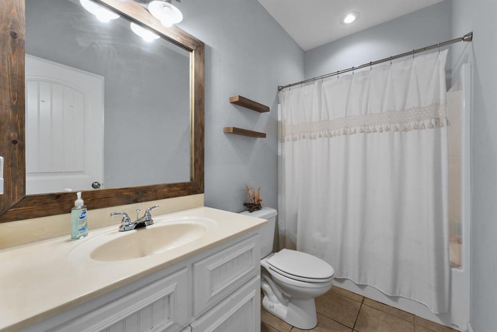 155 Rs County Road 4261 Property Photo 16