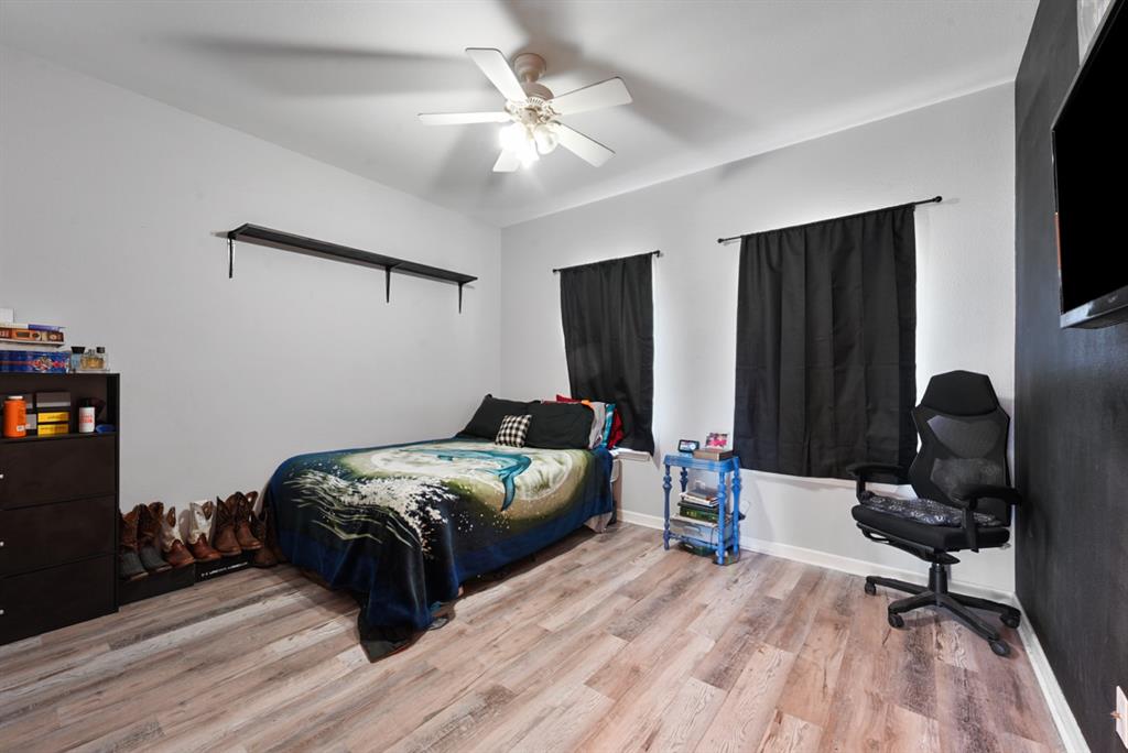 155 Rs County Road 4261 Property Photo 17
