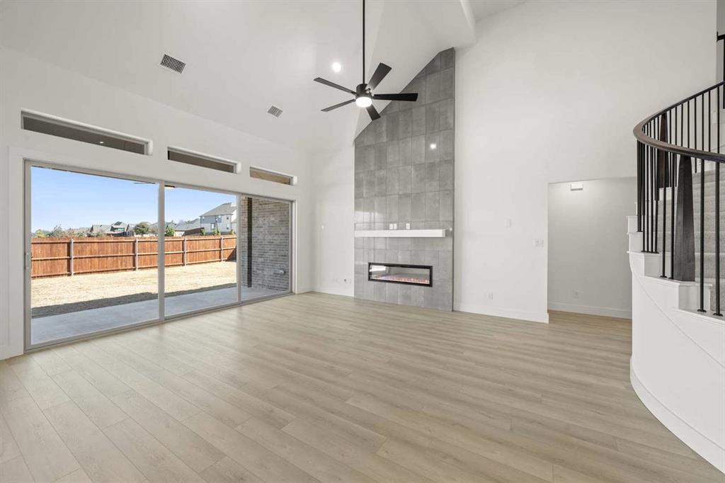 1205 Dolly Drive Property Photo 2