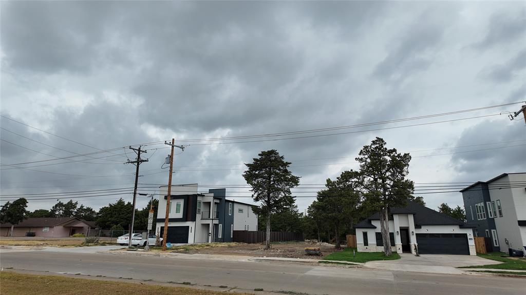 3917 Blue Ridge Boulevard Property Photo 1
