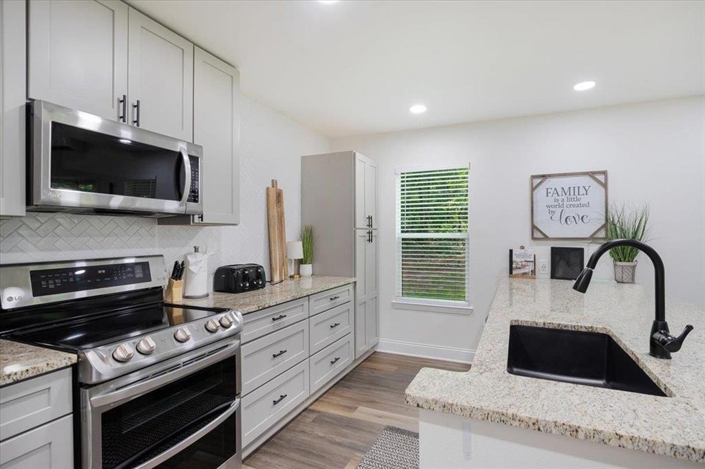 299 South Shore Drive Property Photo 9