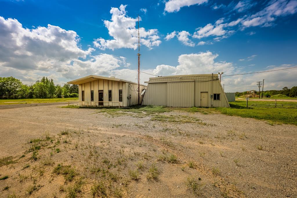 2617 St Hwy 79 Property Photo 1