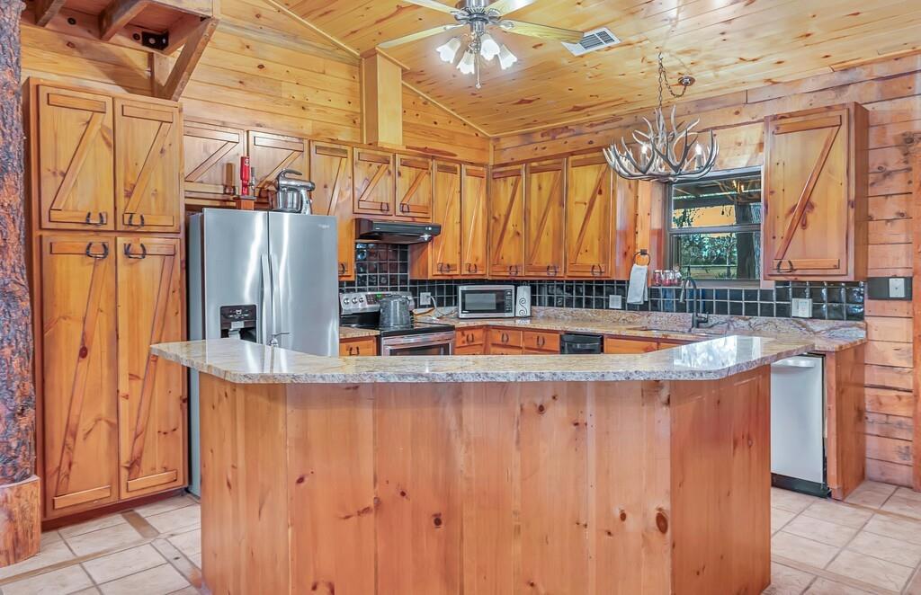 8606 Fm 219 Property Photo 10