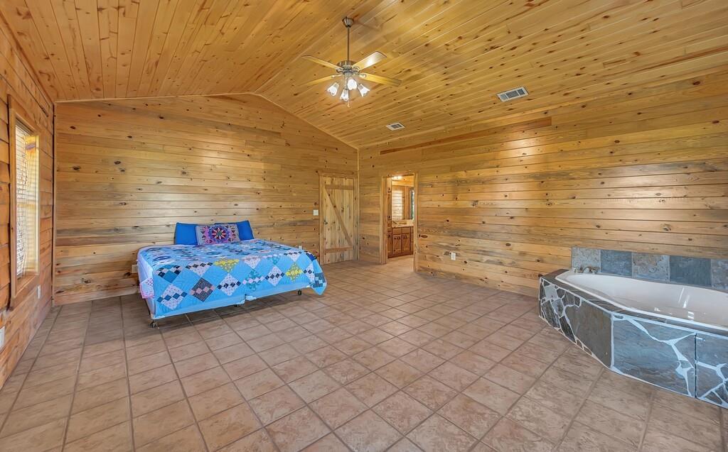 8606 Fm 219 Property Photo 16
