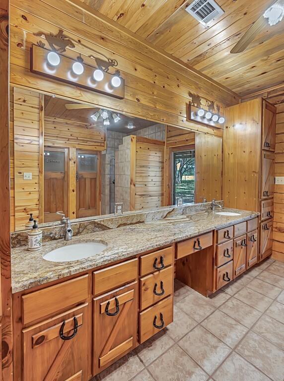 8606 Fm 219 Property Photo 18