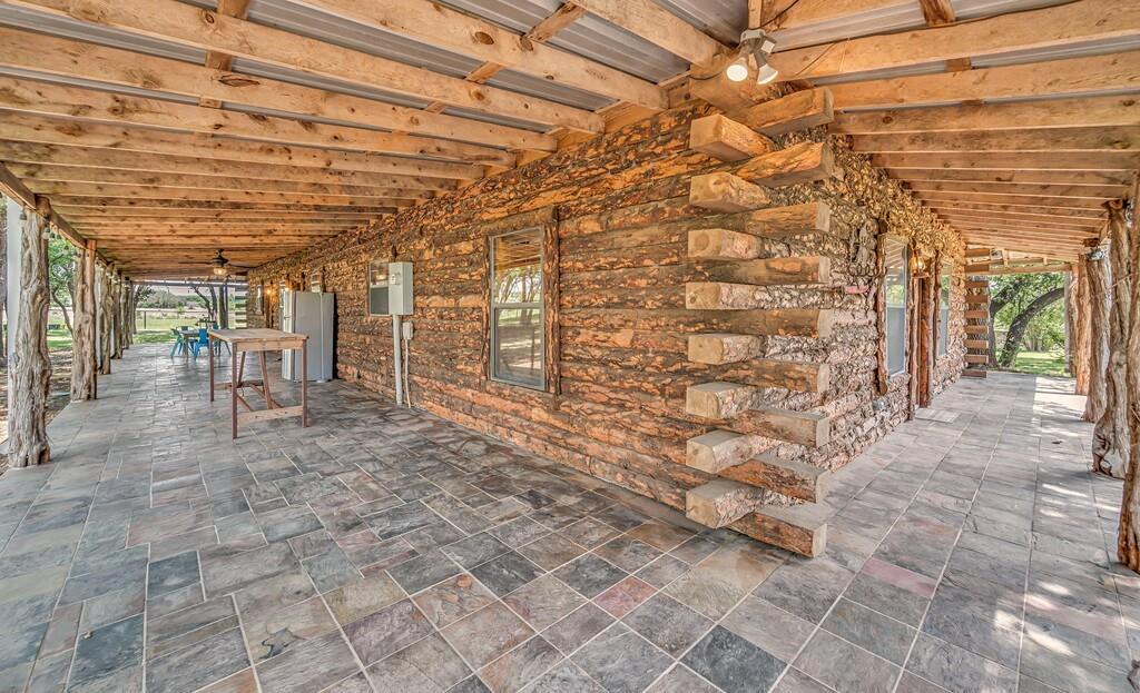 8606 Fm 219 Property Photo 27