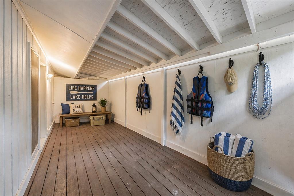 9999 Boat Club Road 311 Property Photo 9