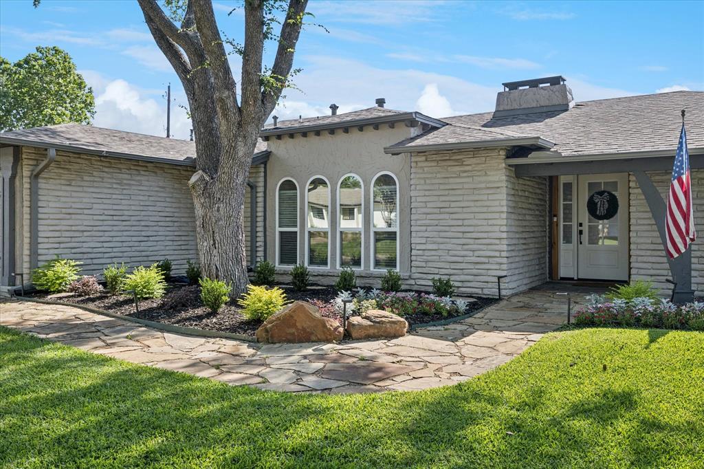 15651 Terrace Lawn Circle Property Photo 2