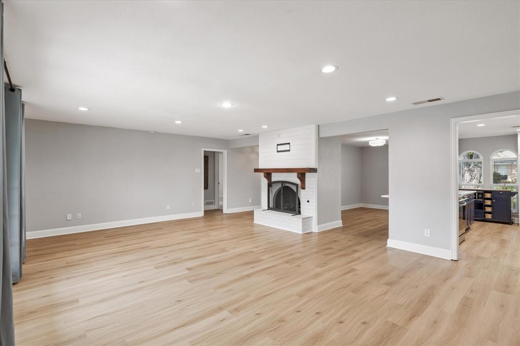 15651 Terrace Lawn Circle Property Photo 4