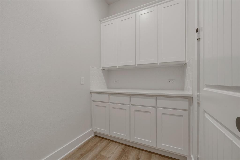 903 Perrin Lane Property Photo 31