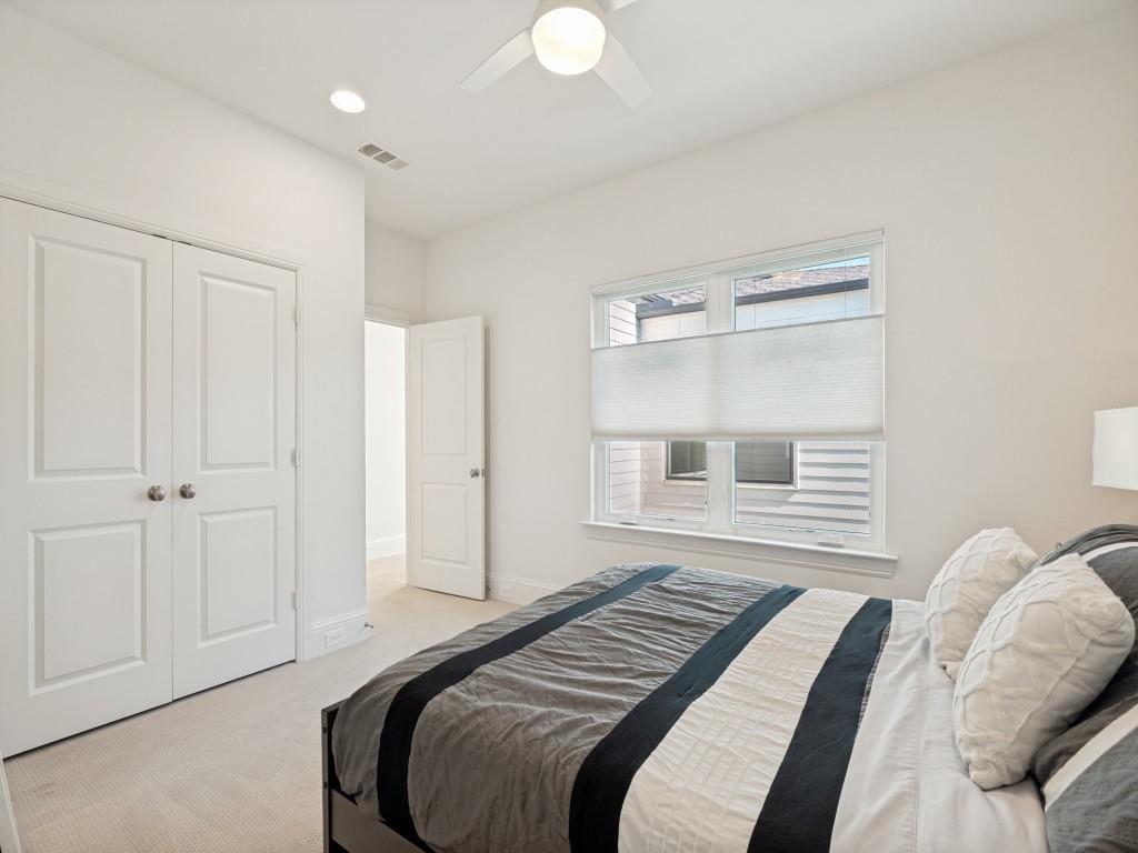 732 W 7th Street Property Photo 19