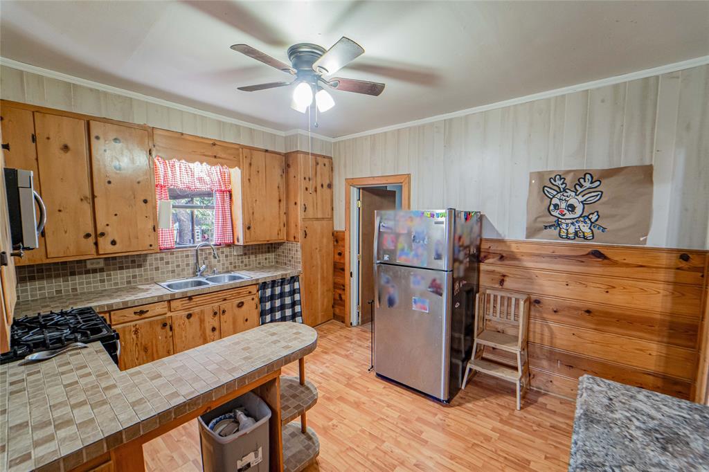 1404 W Walker Street Property Photo 13