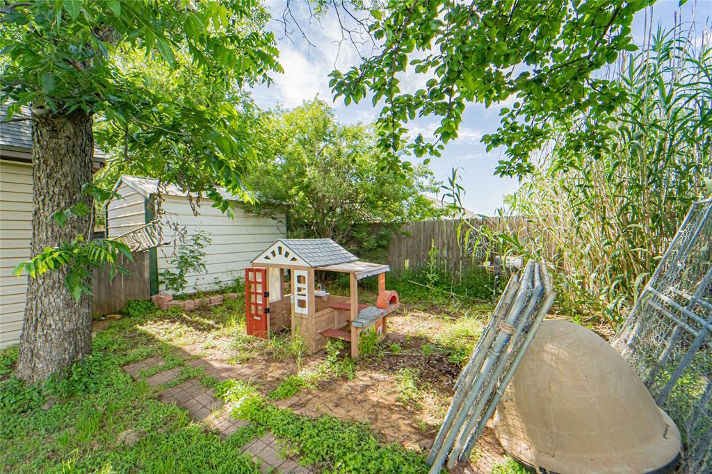 1404 W Walker Street Property Photo 33