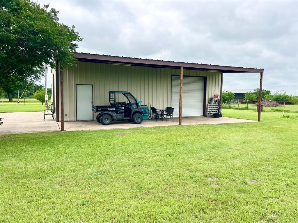 2276 Hodge Property Photo 31
