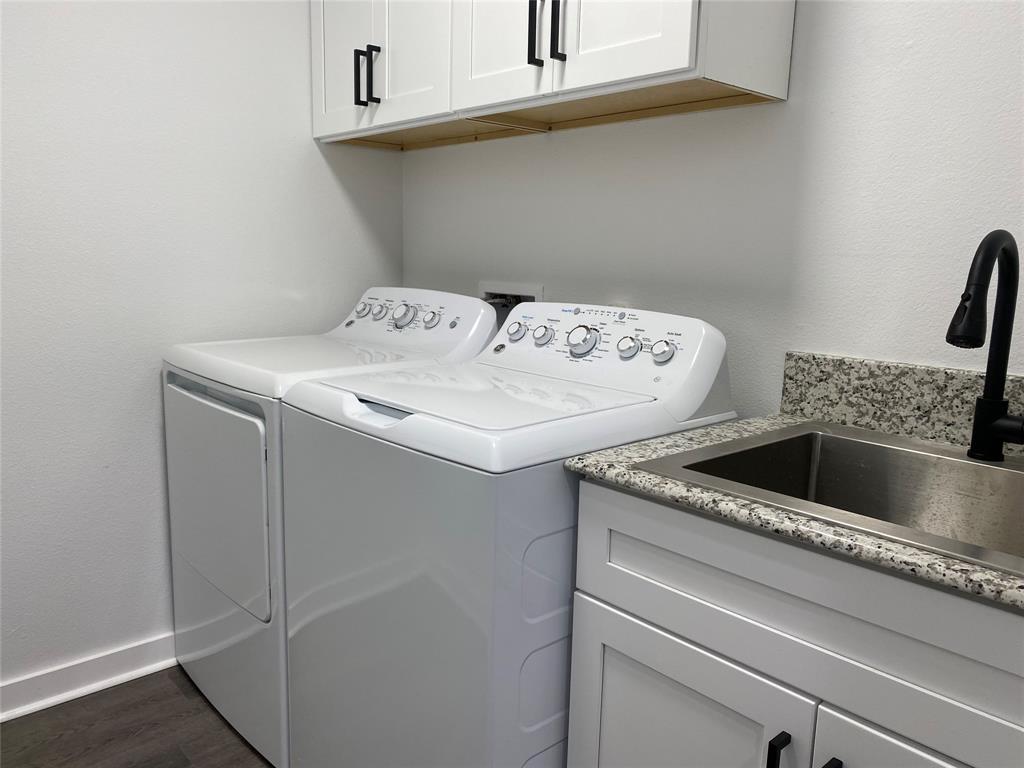 340 Sunnyside Drive B Property Photo 6