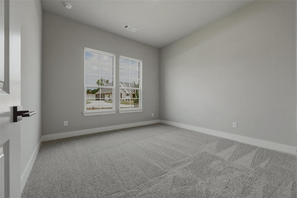 1001 Perrin Lane Property Photo 16