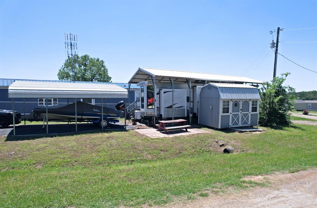 215 Running Bear Property Photo 1