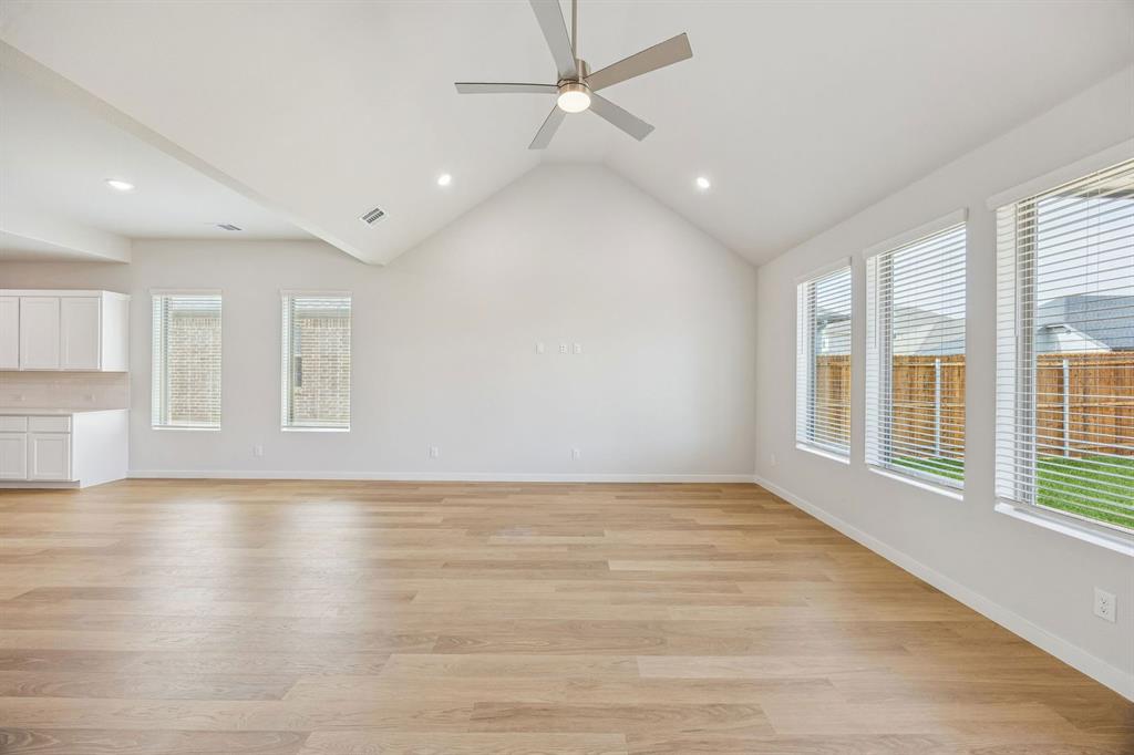 492 Hocking Hills Drive Property Photo 16