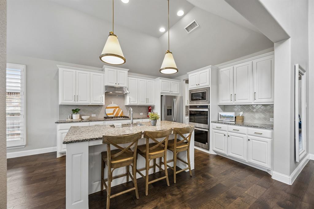 14093 Wheatfield Lane Property Photo 3