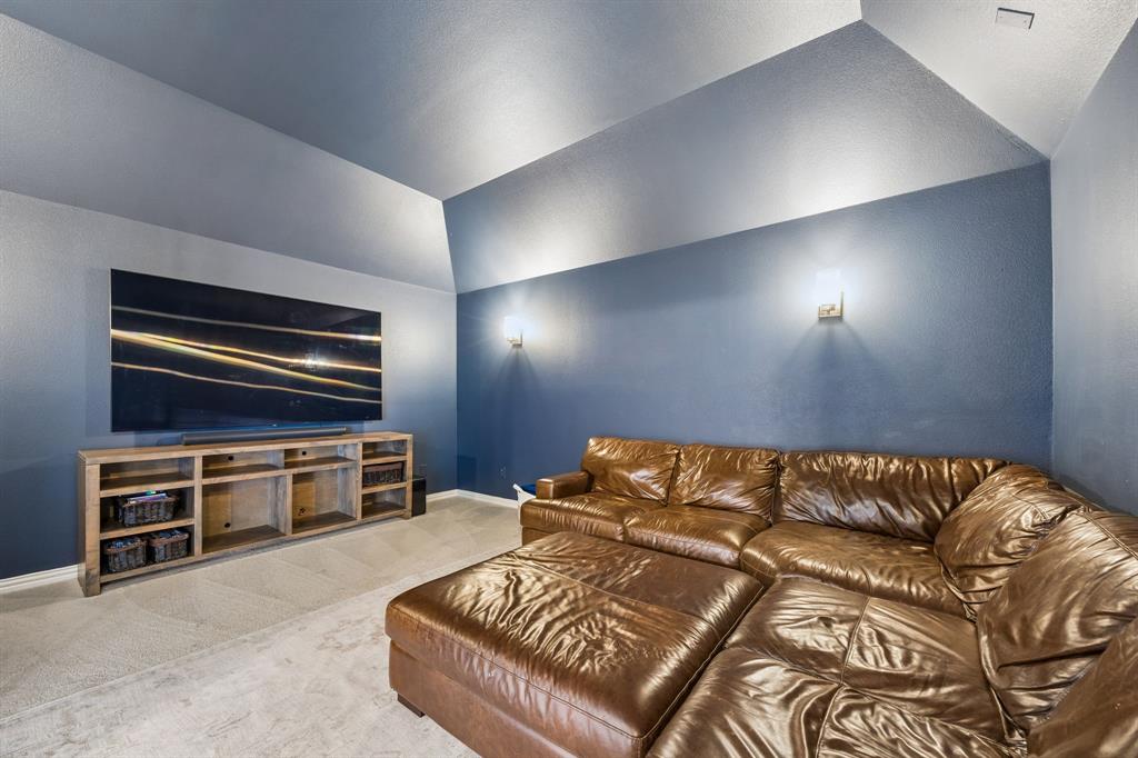 14093 Wheatfield Lane Property Photo 25