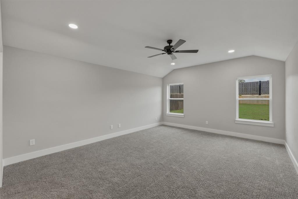 16221 Crossing Circle Property Photo 17