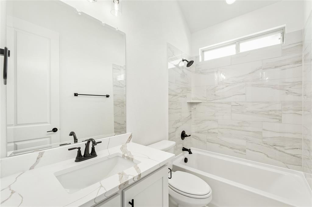 3803 Grace Park Lane Property Photo 14