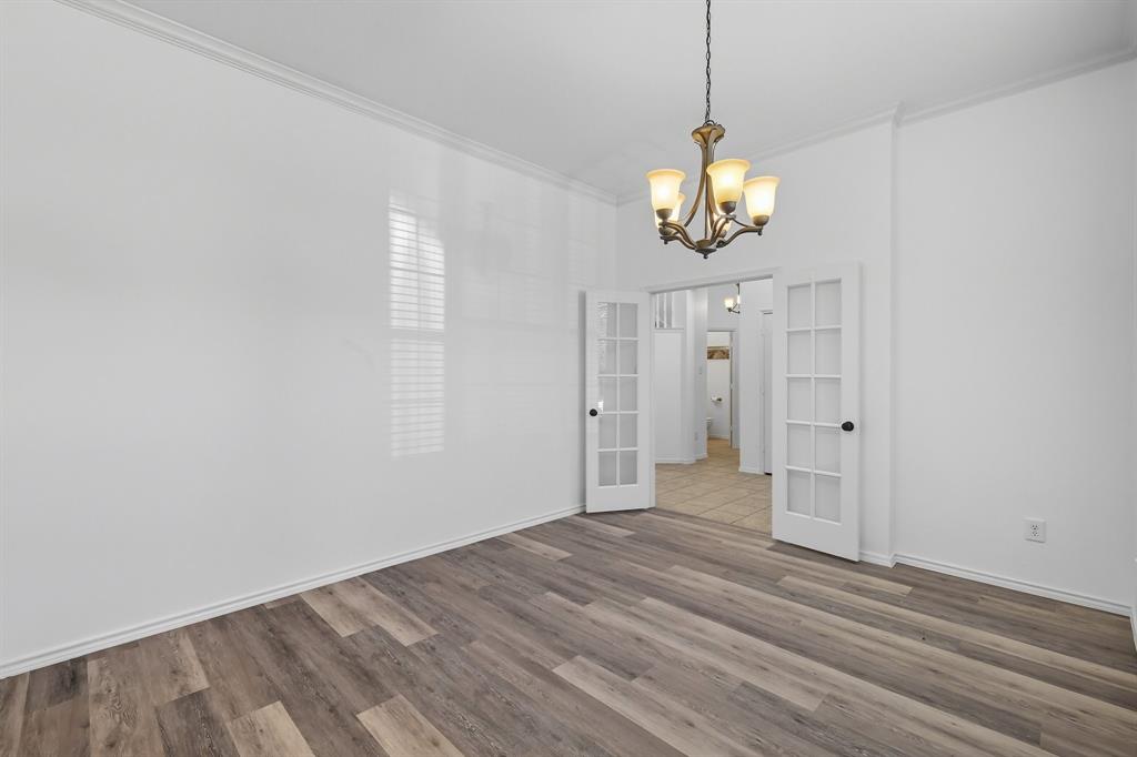 13180 Mannheim Drive Property Photo 4
