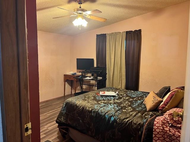 6353 Fm 1390 Property Photo 4
