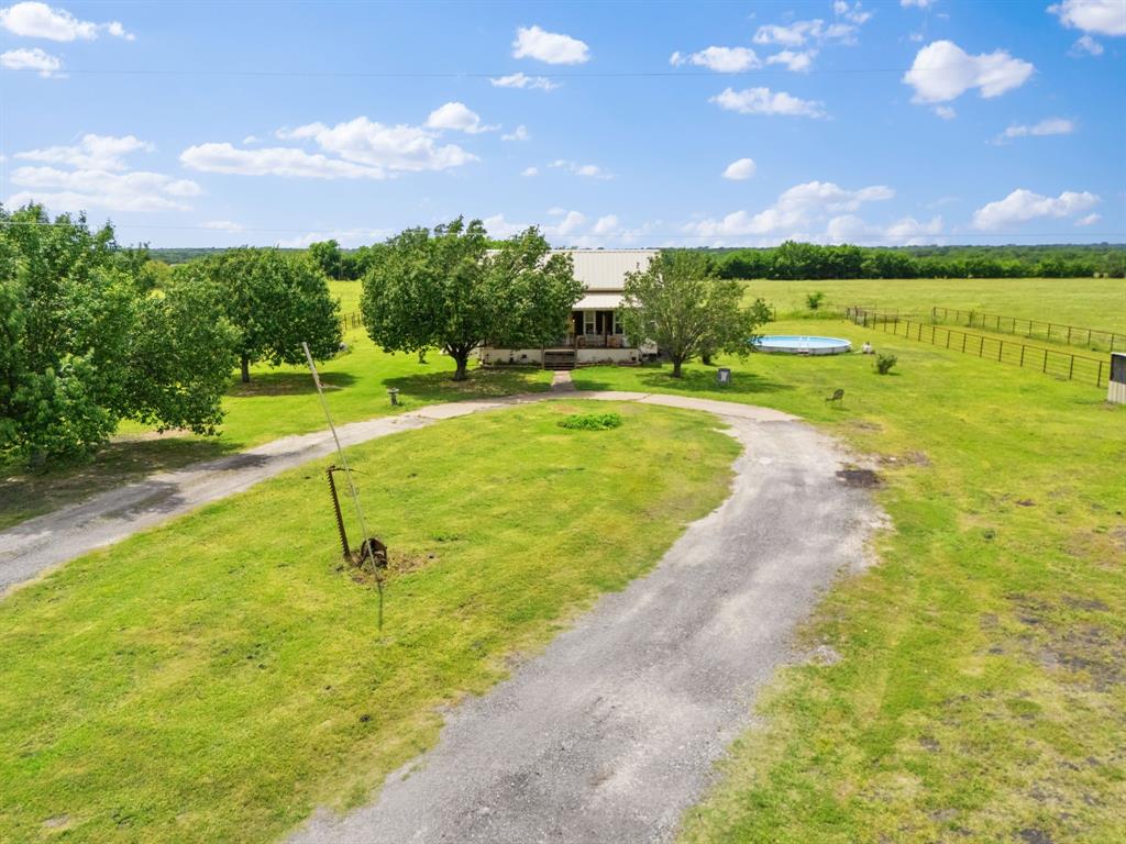 404 Fm 1566 Property Photo 27