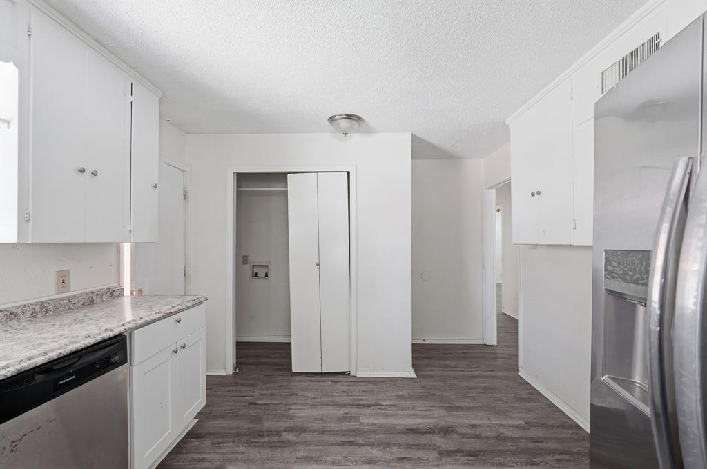 2806 E Atoll Drive Property Photo 13