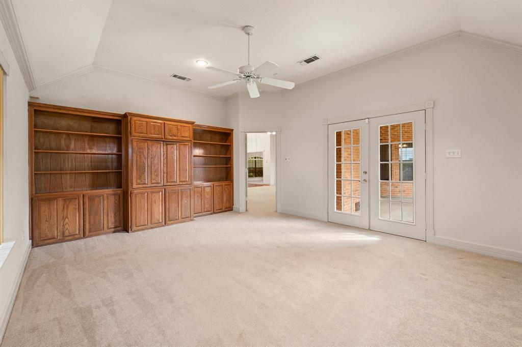 413 Lincoln Oaks Drive Property Photo 13