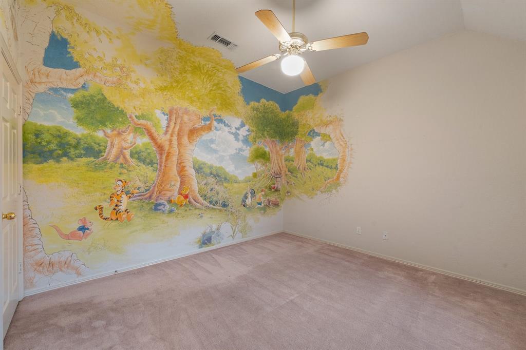 413 Lincoln Oaks Drive Property Photo 17