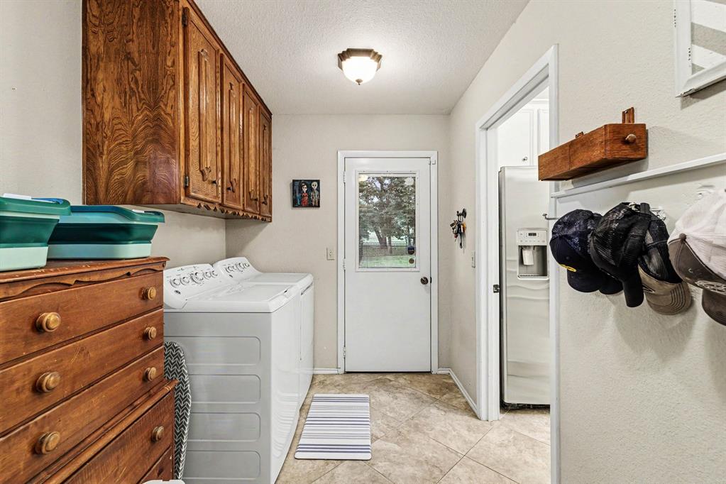 380 County Road 123 Property Photo 17