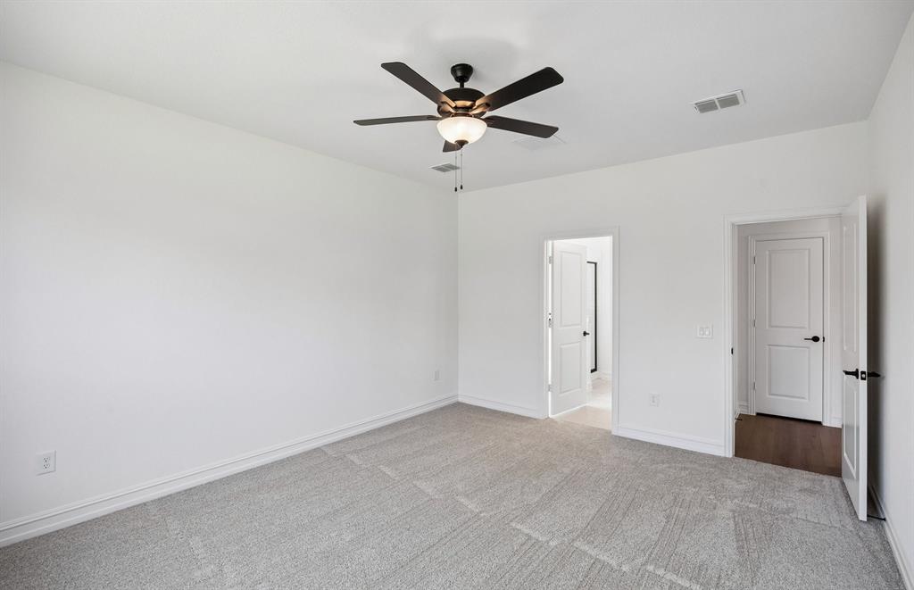 1800 Briarcrest Drive Property Photo 14