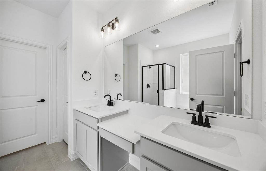 1800 Briarcrest Drive Property Photo 15