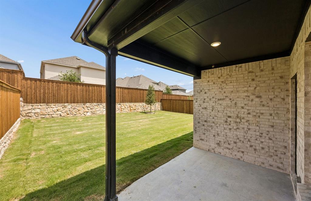 1800 Briarcrest Drive Property Photo 27