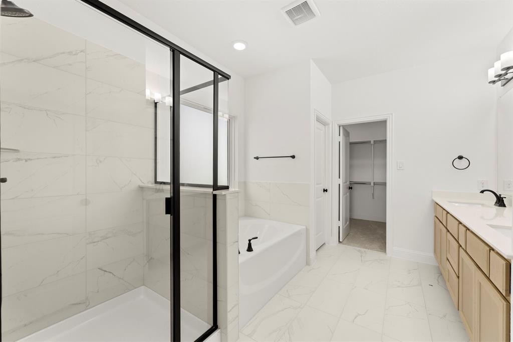 3120 Goldfinch Drive Property Photo 10