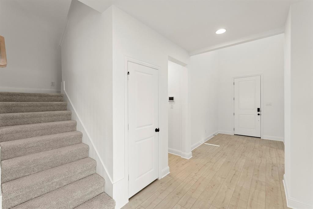 3120 Goldfinch Drive Property Photo 22