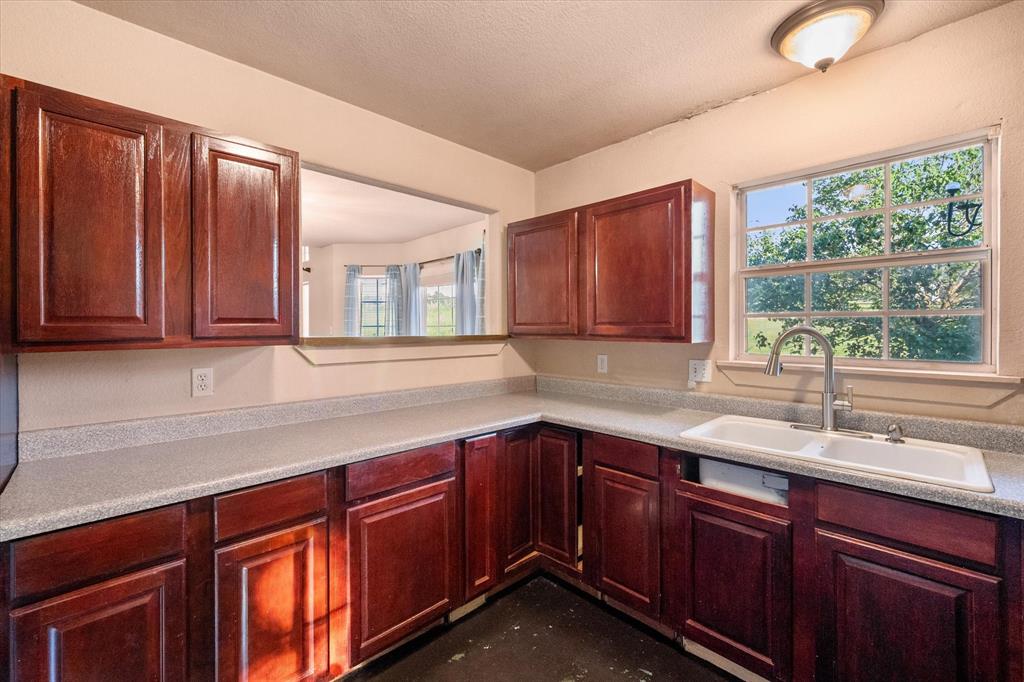 134 County Road 3048 Property Photo 13
