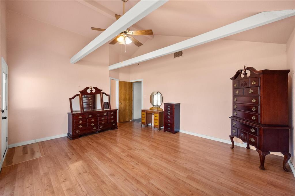 134 County Road 3048 Property Photo 17