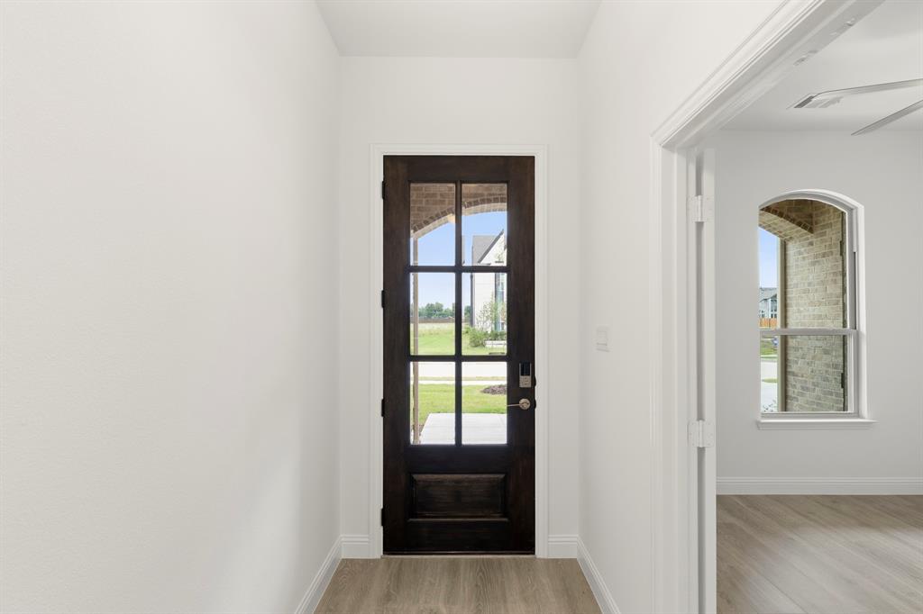 530 San Angelo Property Photo 3