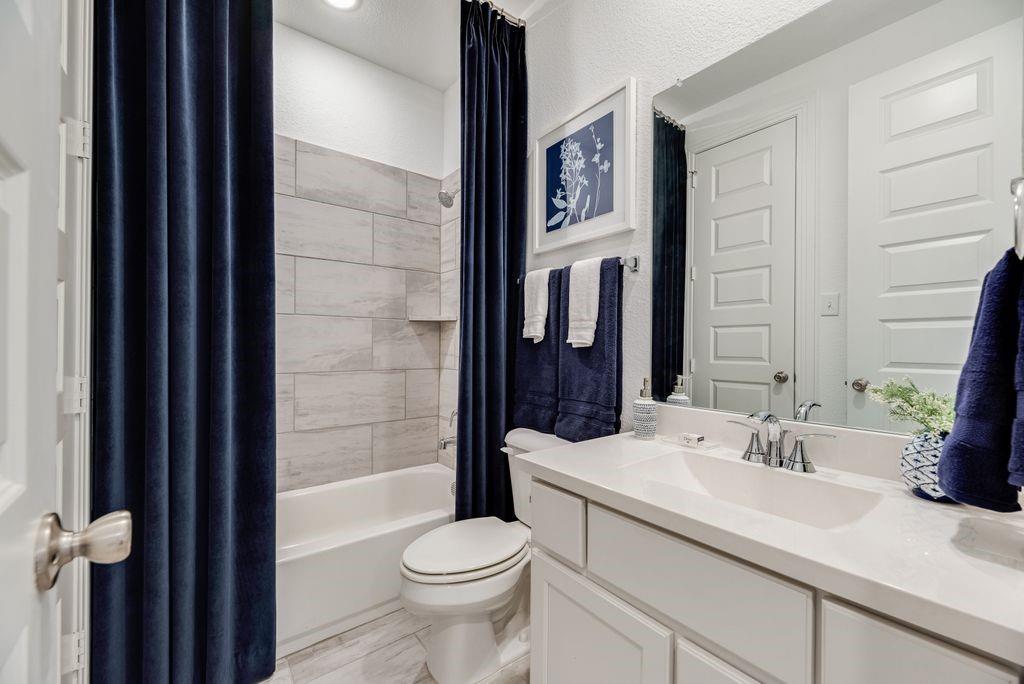 1418 Via Toscana Lane Property Photo 11